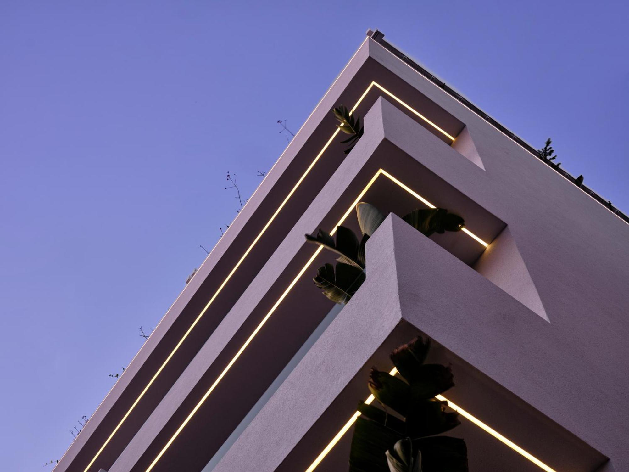 Bond Smart Living Suites Athens Luaran gambar